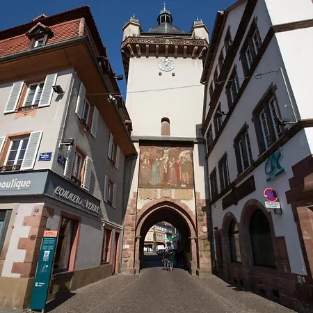 Le Rhenanus Jean Geiler De Kaysersberg - Ideal Pour Famille, Au Calme - Centre - Parking Gratuit * 塞莱斯塔